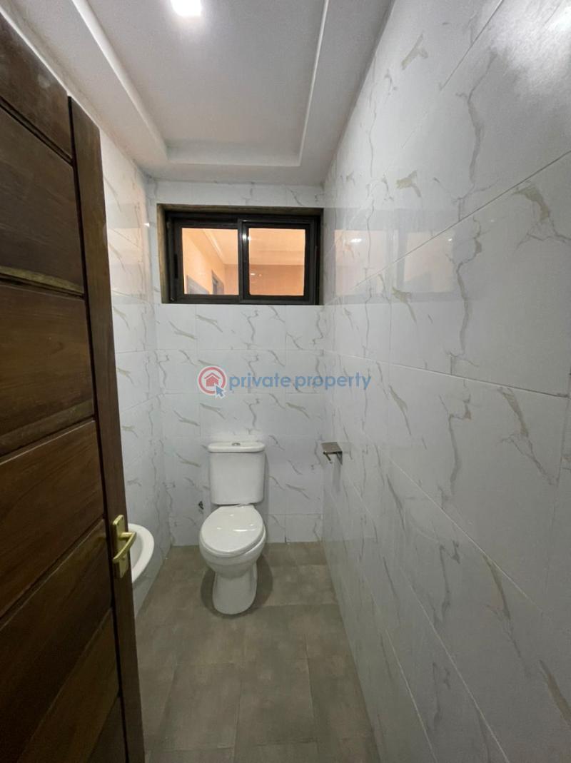 5 bedroom Detached Bungalow For Sale Mataheko Tema Accra - 8