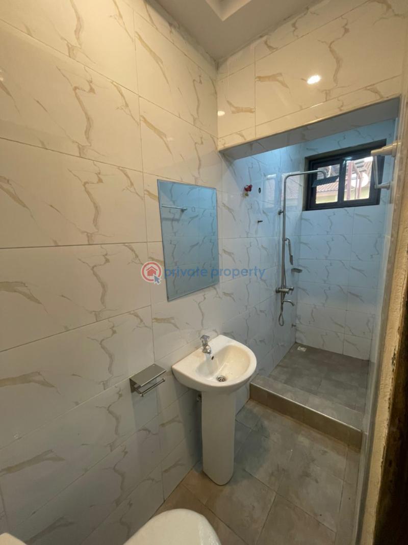 5 bedroom Detached Bungalow For Sale Mataheko Tema Accra - 7