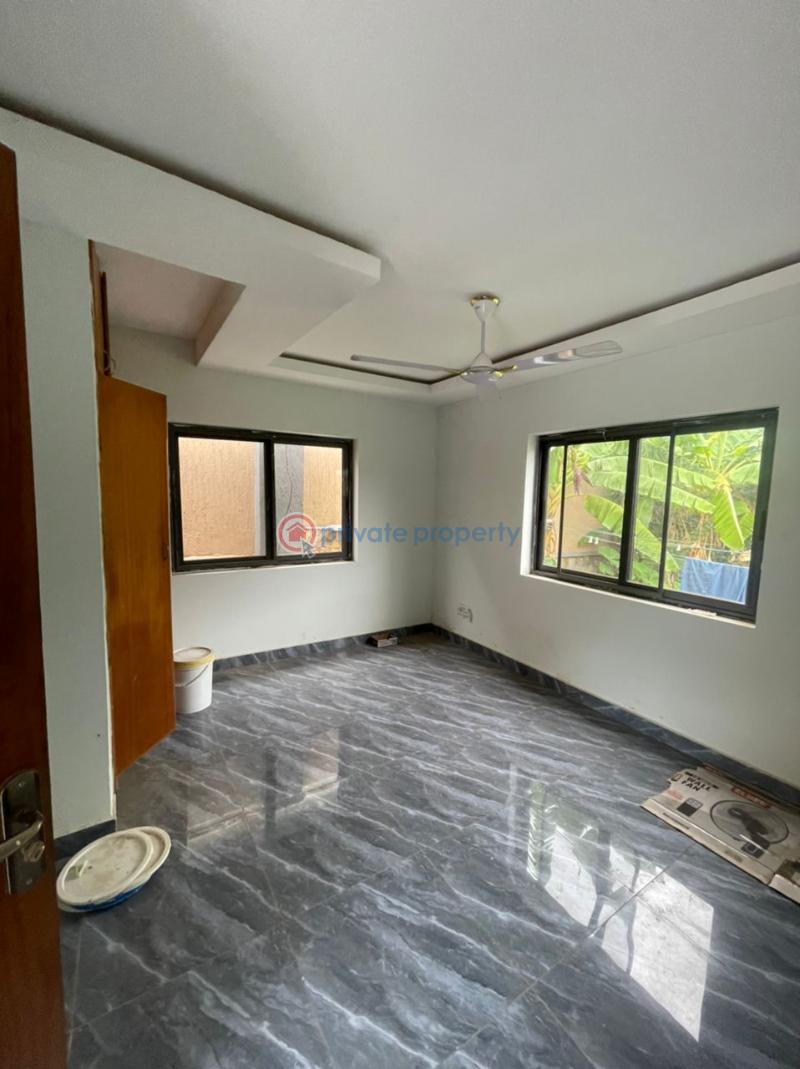 5 bedroom Detached Bungalow For Sale Mataheko Tema Accra - 5