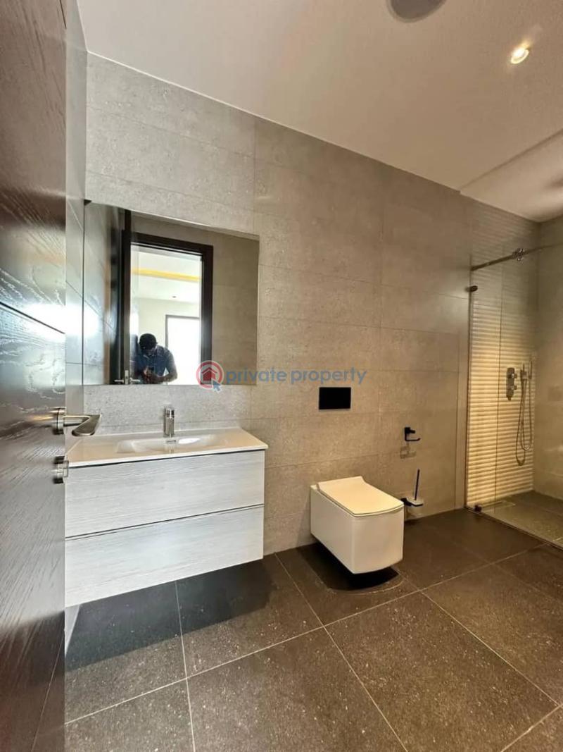 5 bedroom House For Sale Accra - Ghana East Legon  - 6