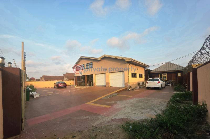 5 bedroom House For Sale Comm 18 Spintex Accra - 13