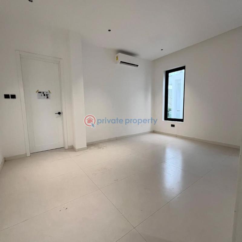 5 bedroom House For Sale Bawaleshie Road East Legon Accra - 1