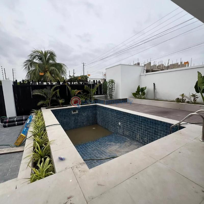 5 bedroom House For Sale Bawaleshie Road East Legon Accra - 12