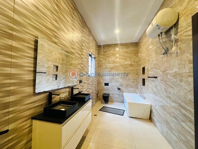 5 bedroom Detached Bungalow For Sale East Airport Airport Residential Area Accra - 17