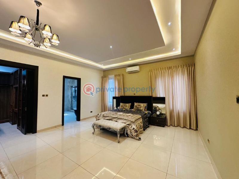 5 bedroom Detached Bungalow For Sale East Airport Airport Residential Area Accra - 2
