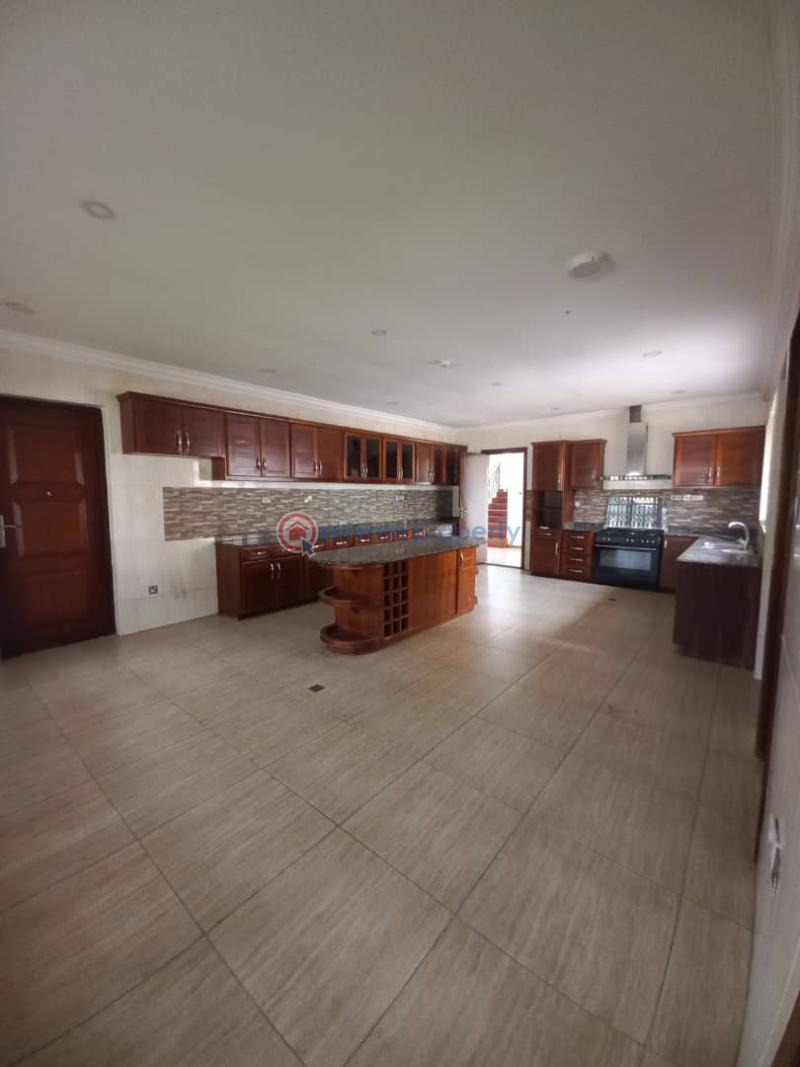5 bedroom House For Sale Ambassadorial Enclaves East Legon Accra - 4
