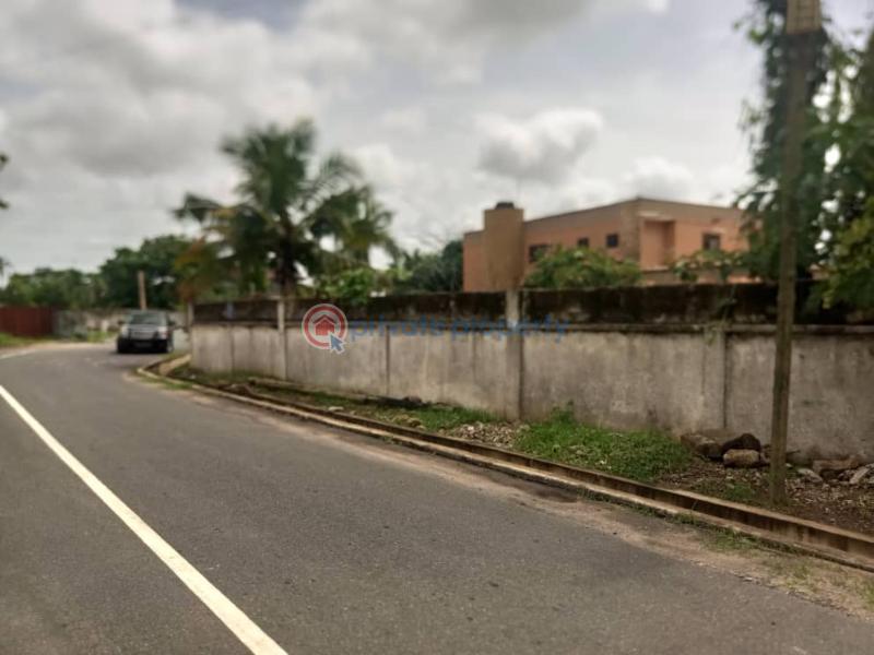 5 bedroom House For Sale Roman Ridge Accra - 4