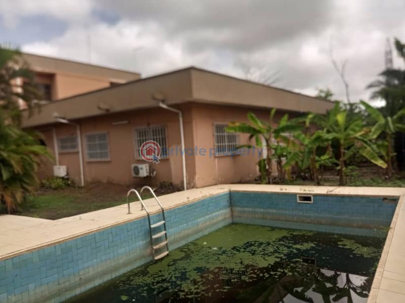 5 bedroom House For Sale Roman Ridge Accra - 5