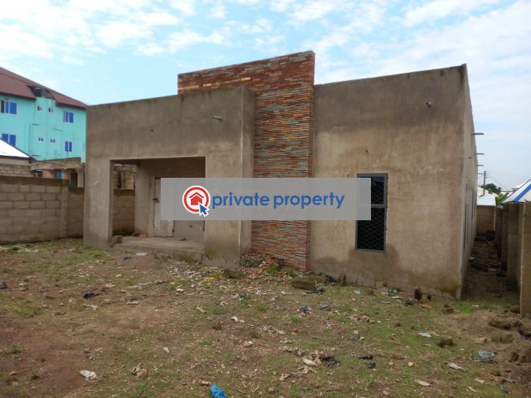 5 bedroom House For Sale &nbsp;parkoso After Asokore Mampong. Kumasi Metropolitan Ashanti - 2