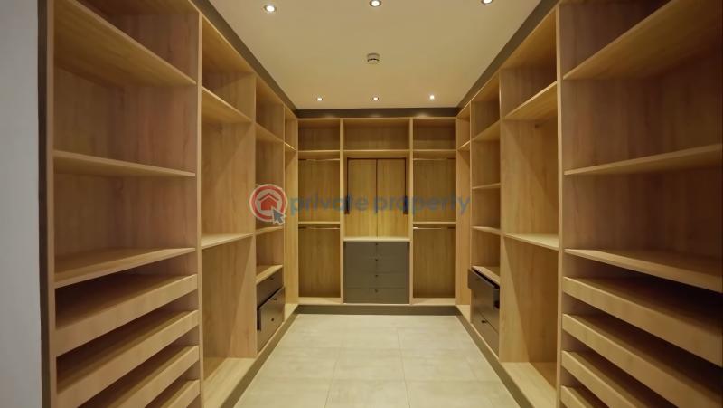 5 bedroom Apartment For Sale East Legon Boundary Road Accra - Ghana East Legon  - 11