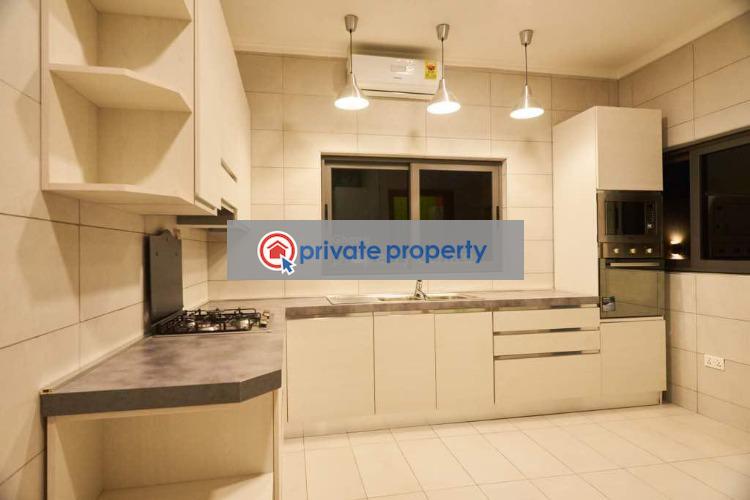 5 bedroom Townhouse For Sale &nbsp;frafraha Road Adenta Municipal Accra - 9
