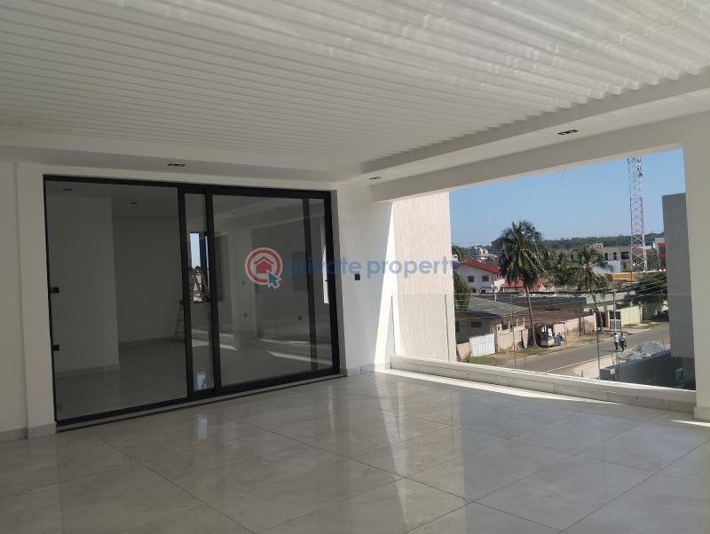 5 bedroom House For Sale Dzorwulu Accra - 9