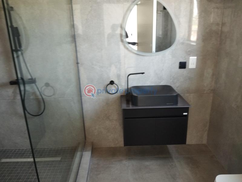 5 bedroom House For Sale Dzorwulu Accra - 7