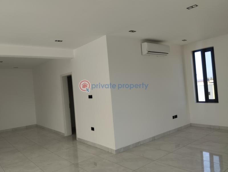 5 bedroom House For Sale Dzorwulu Accra - 12