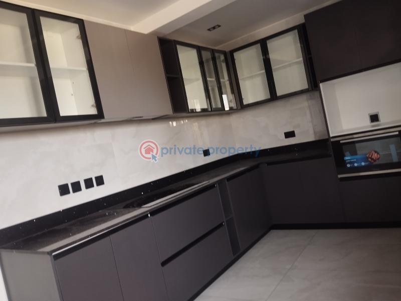 5 bedroom House For Sale Dzorwulu Accra - 1