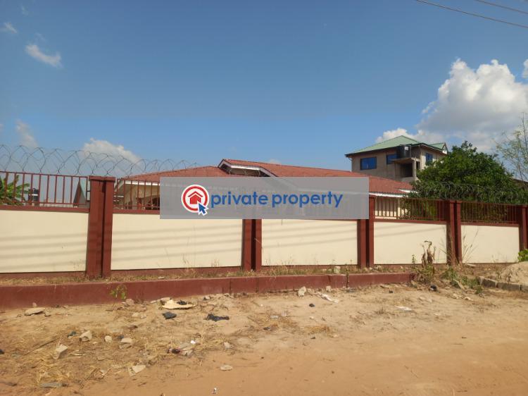 5 bedroom House For Sale &nbsp;ayeduase/twumduase Near Knust. Tech. Kumasi Metropolitan Ashanti - 3