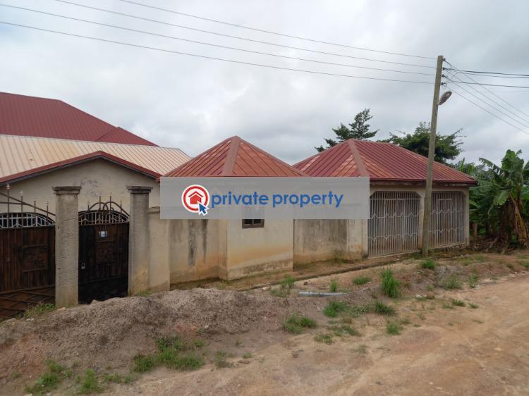 5 bedroom House For Sale &nbsp;feyiase On Atonsu Road. Kumasi Metropolitan Ashanti - 0