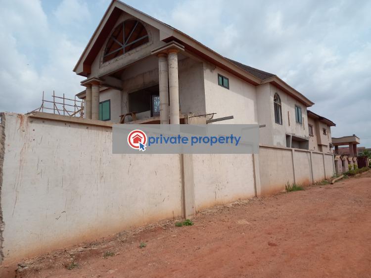 5 bedroom House For Sale &nbsp;ahodwo Nhyiaeso. Kumasi. Kumasi Metropolitan Ashanti - 4