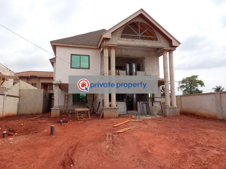 5 bedroom House For Sale &nbsp;ahodwo Nhyiaeso. Kumasi. Kumasi Metropolitan Ashanti - 2