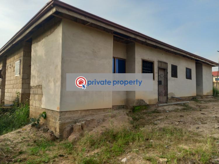 5 bedroom House For Sale &nbsp;mampongteng Near Education. Kumasi Metropolitan Ashanti - 4