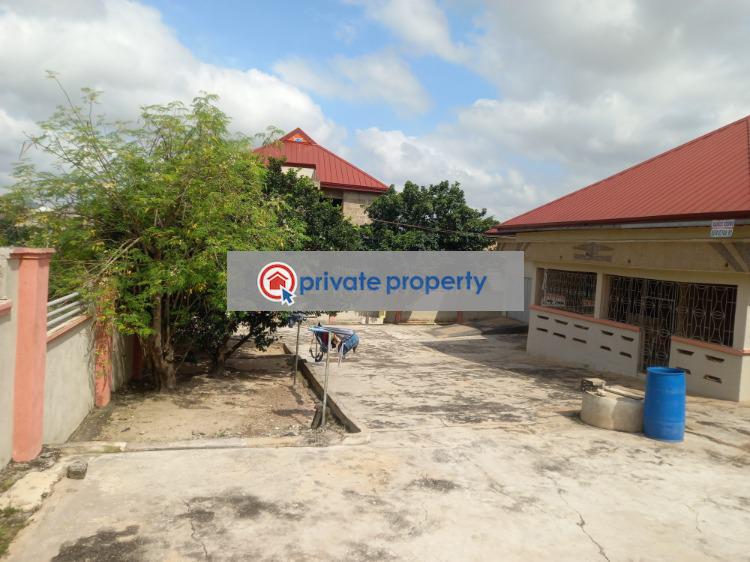 5 bedroom House For Sale &nbsp;breman, Near Pankrono, Tafo Suame. Kumasi Metropolitan Ashanti - 2