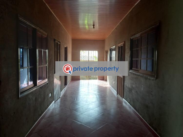 5 bedroom House For Sale &nbsp;achiase, Near Kenyasi Fumesua Parkoso. Kumasi Metropolitan Ashanti - 4