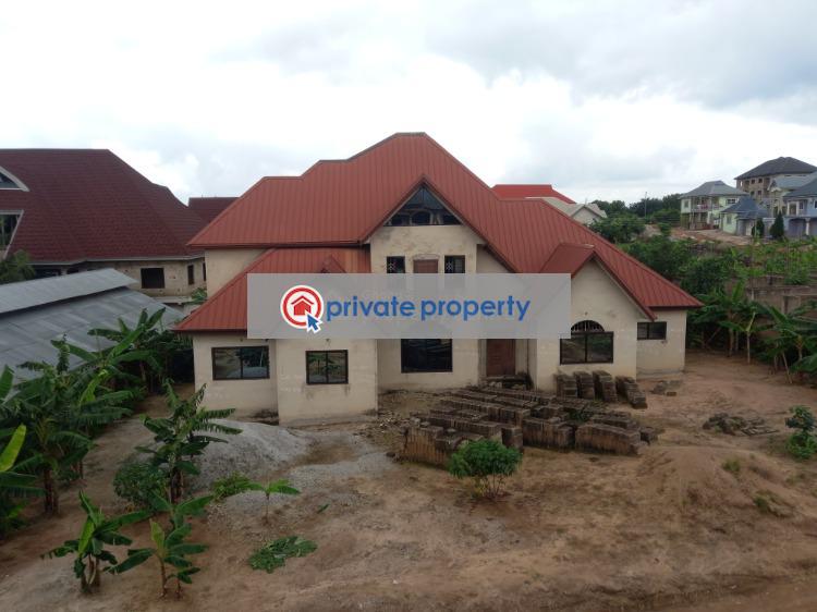 5 bedroom House For Sale &nbsp;asenua After Anwiaa Meduma. Kumasi Metropolitan Ashanti - 5