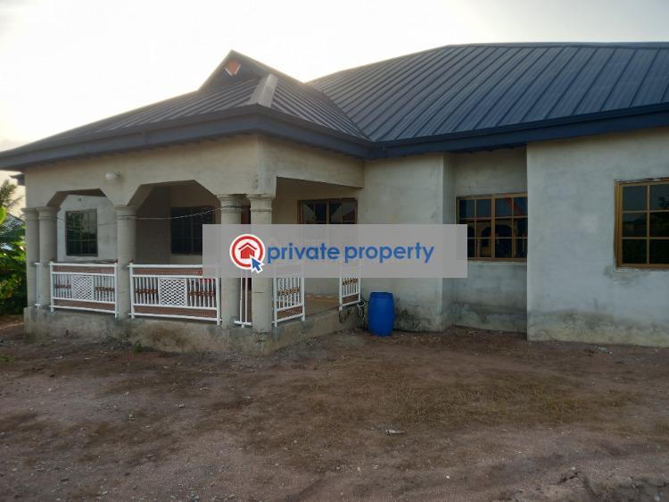 5 bedroom House For Sale &nbsp;adesina/ Antoa. Kumasi Metropolitan Ashanti - 2