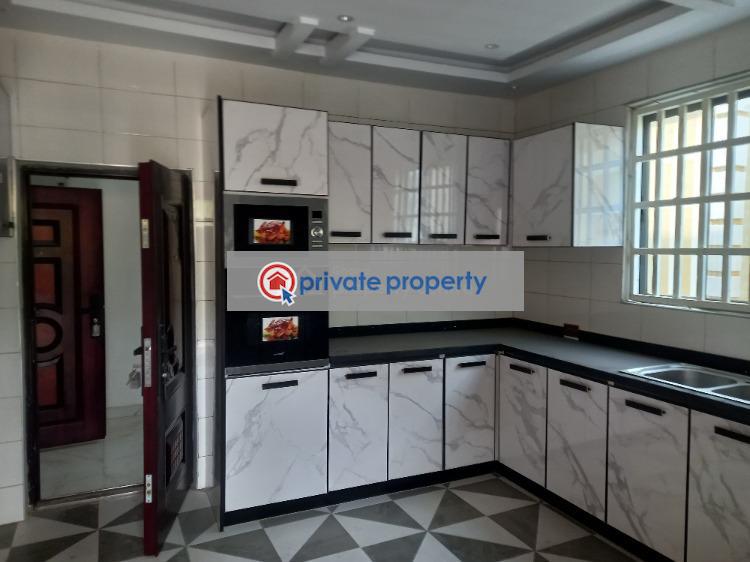 5 bedroom House For Sale &nbsp;kronum Near Suame. Kumasi Metropolitan Ashanti - 8