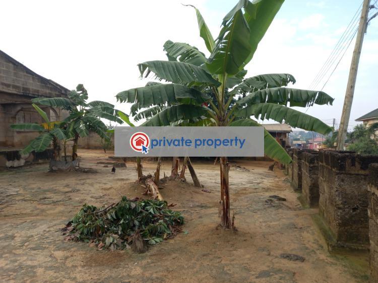 5 bedroom House For Sale &nbsp;meduma After Pankrono Anwiaa. Kumasi Metropolitan Ashanti - 8
