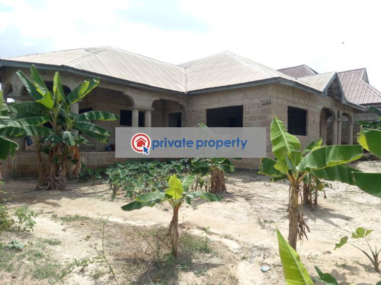 5 bedroom House For Sale &nbsp;adubinsu Atimatim Road. Kumasi Metropolitan Ashanti - 3