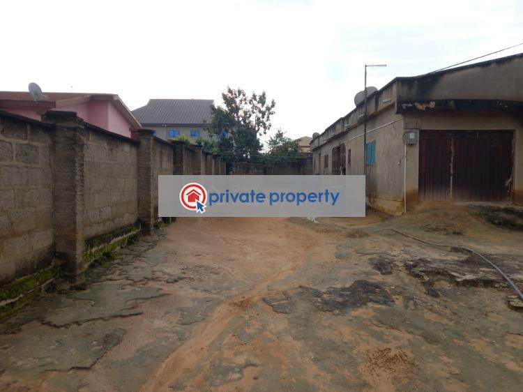 5 bedroom House For Sale &nbsp;meduma After Pankrono Anwiaa. Kumasi Metropolitan Ashanti - 6