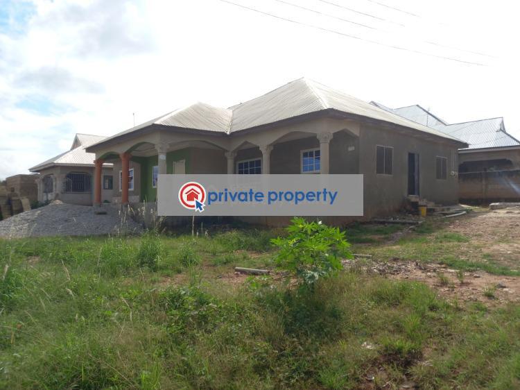 5 bedroom House For Sale &nbsp;buoho Sasa After Kronum Afrancho. Afigya-Kwabre Ashanti - 2