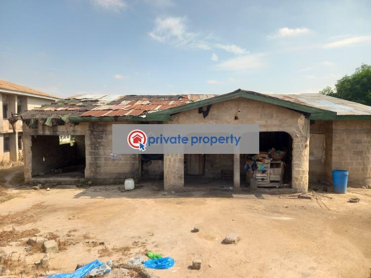 5 bedroom House For Sale &nbsp;parkoso Near Asokore Mampong. Kumasi Metropolitan Ashanti - 1