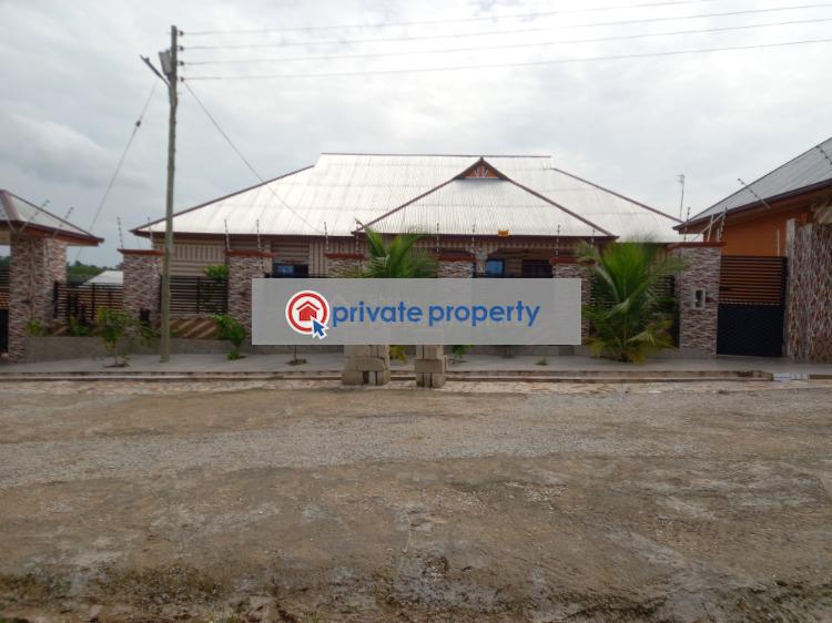 5 bedroom House For Sale &nbsp;kodie Apagya On Kronum Buoho Road. Afigya-Kwabre Ashanti - 3