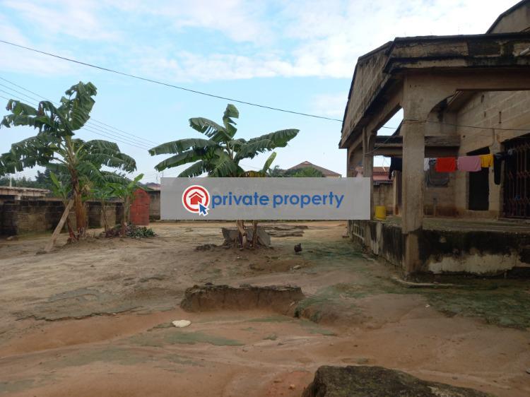 5 bedroom House For Sale &nbsp;meduma After Pankrono Anwiaa. Kumasi Metropolitan Ashanti - 4