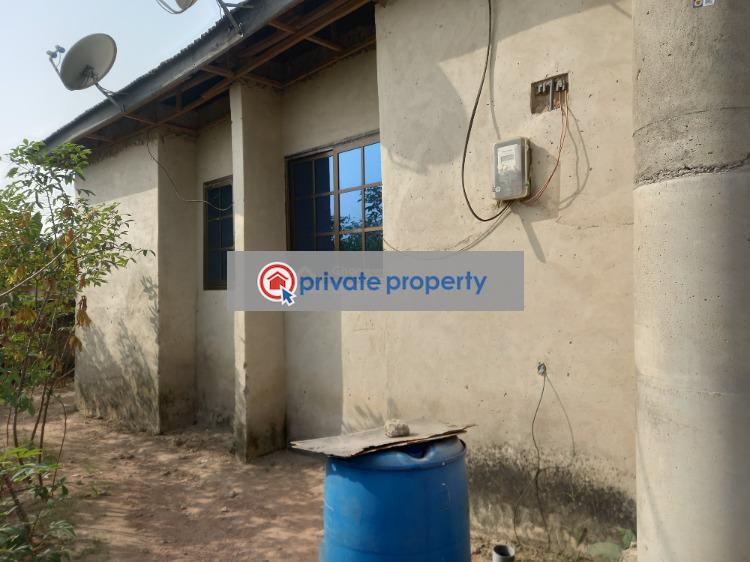 5 bedroom House For Sale &nbsp;achiase, Near Kenyasi Fumesua Parkoso. Kumasi Metropolitan Ashanti - 2