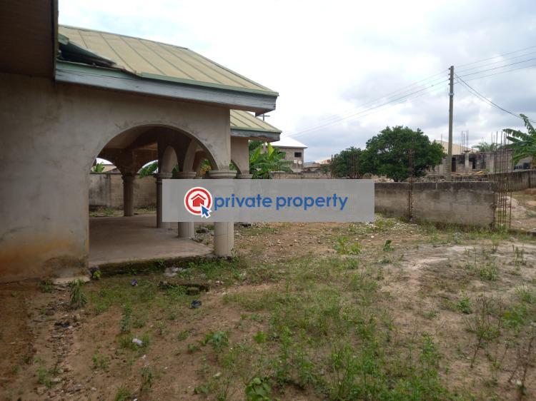 5 bedroom House For Sale &nbsp;anwomaso On Tech Road. Kumasi Metropolitan Ashanti - 3