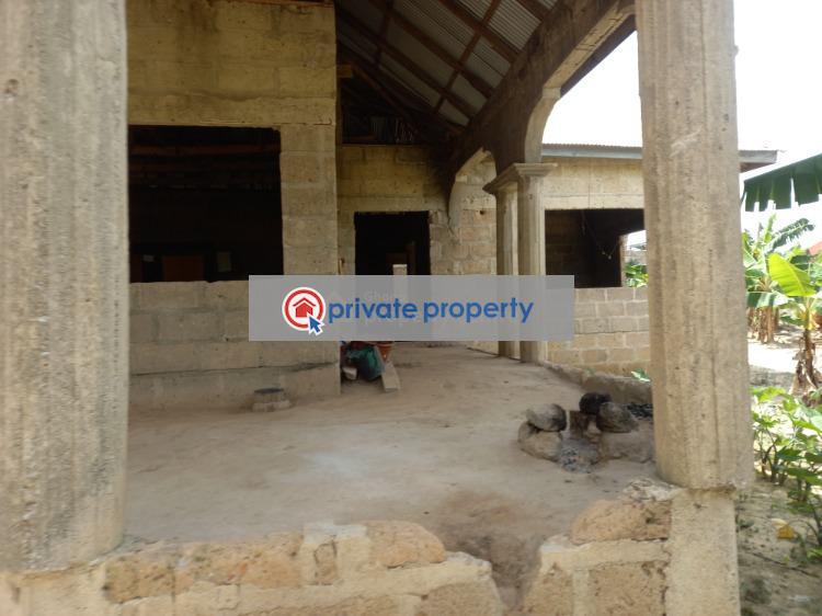 5 bedroom House For Sale &nbsp;adubinsu Atimatim Road. Kumasi Metropolitan Ashanti - 5