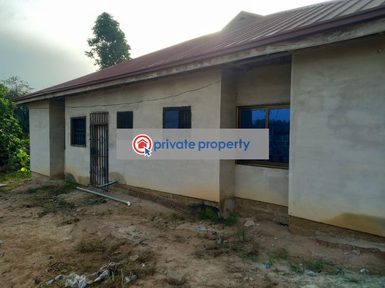 5 bedroom House For Sale &nbsp;mampongteng Near Education. Kumasi Metropolitan Ashanti - 10