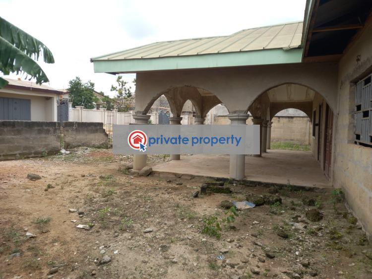 5 bedroom House For Sale &nbsp;anwomaso On Tech Road. Kumasi Metropolitan Ashanti - 4