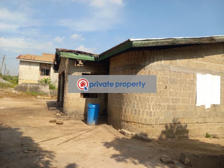 5 bedroom House For Sale &nbsp;parkoso Near Asokore Mampong. Kumasi Metropolitan Ashanti - 5