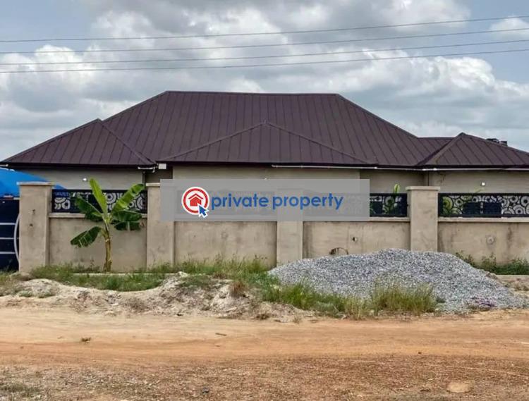 5 bedroom House For Sale &nbsp;sepaase near Abuakwa. Kumasi Metropolitan Ashanti - 2