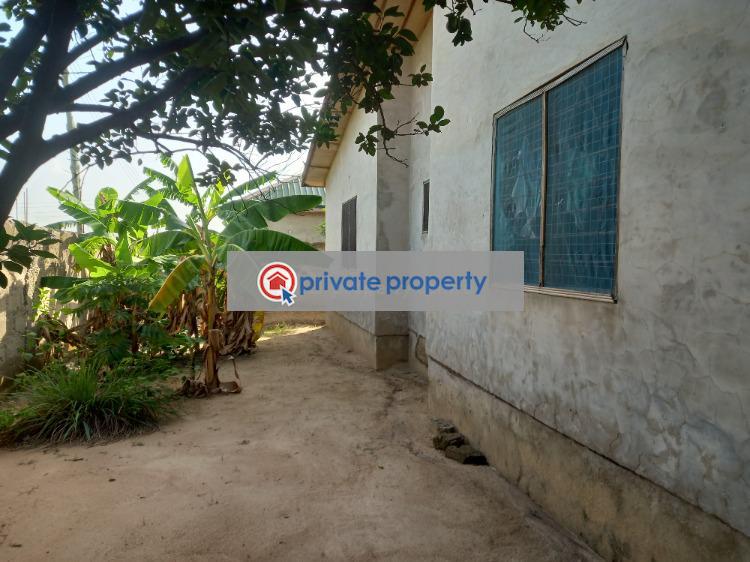 5 bedroom House For Sale &nbsp;kenyasi Truba. Kumasi Metropolitan Ashanti - 10