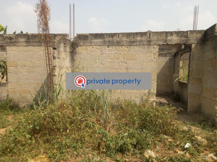 5 bedroom House For Sale &nbsp;bosore After Kenyasi. Kumasi Metropolitan Ashanti - 5