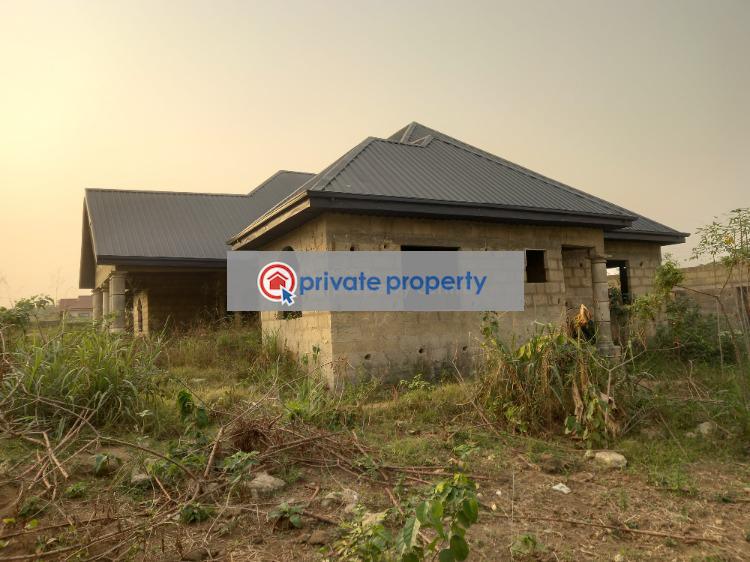 5 bedroom House For Sale &nbsp;ahodwo, Near Krobo, Mampongteng Kenyasi Bosore. Kwabre Ashanti - 3