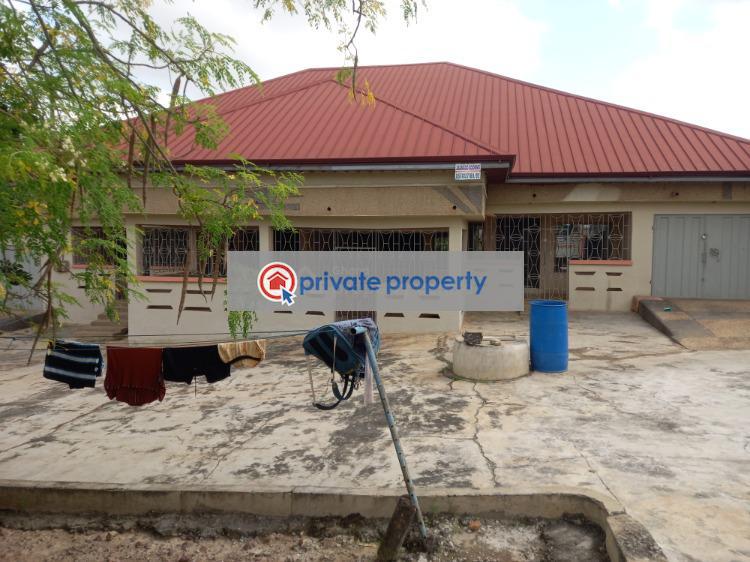 5 bedroom House For Sale &nbsp;breman, Near Pankrono, Tafo Suame. Kumasi Metropolitan Ashanti - 1