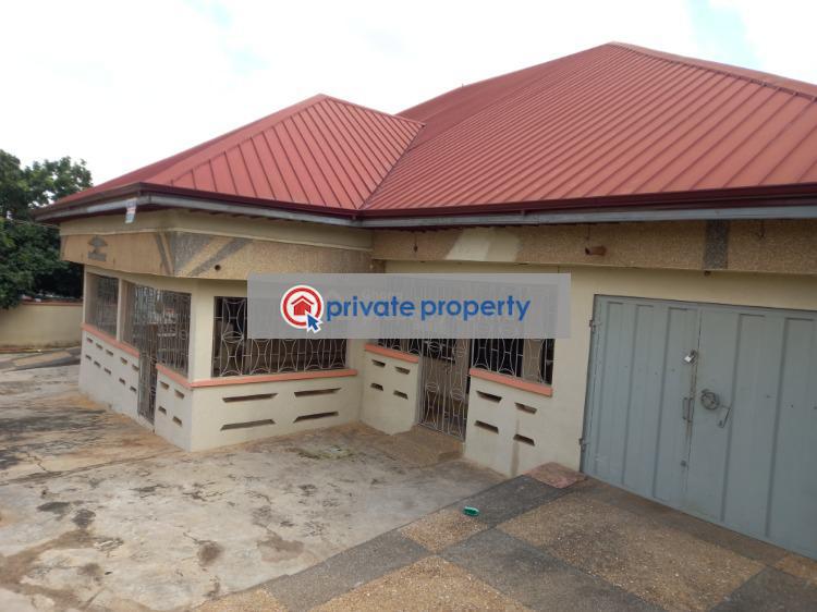5 bedroom House For Sale &nbsp;breman, Near Pankrono, Tafo Suame. Kumasi Metropolitan Ashanti - 3