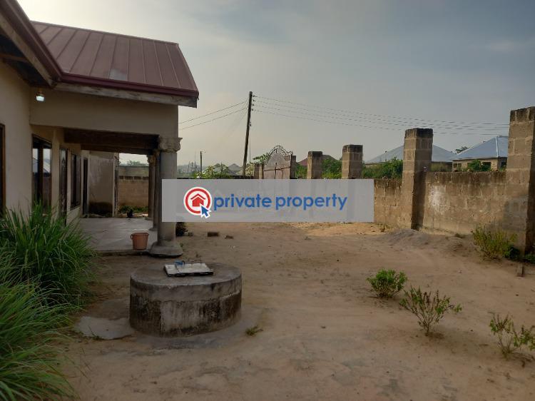 5 bedroom House For Sale &nbsp;mampongteng Near Education. Kumasi Metropolitan Ashanti - 6