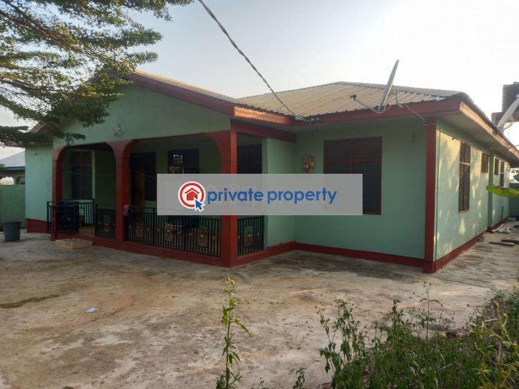 5 bedroom House For Sale &nbsp;aboaso/ Adwumakaase. Kumasi Metropolitan Ashanti - 1